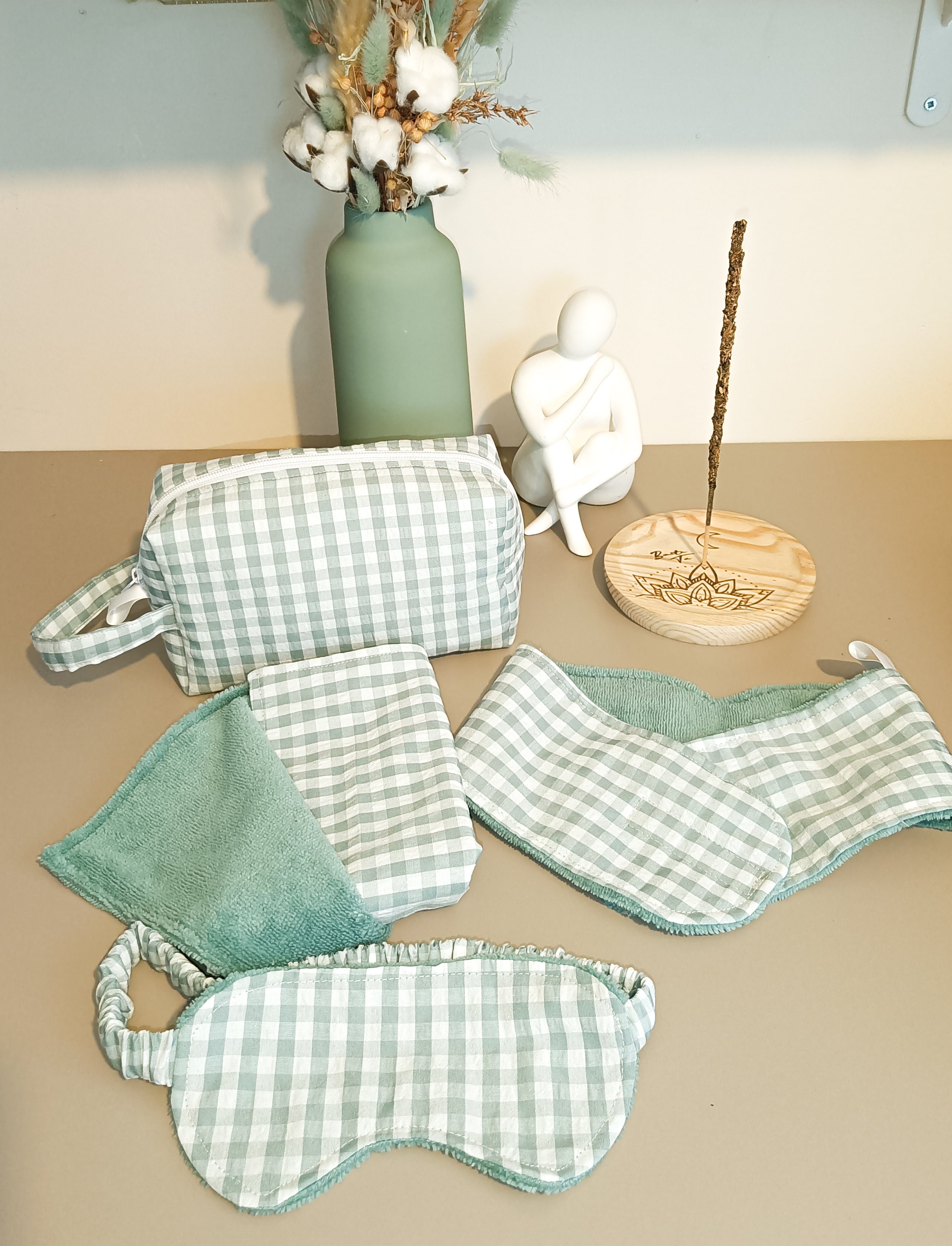 [variant: Mint Green]